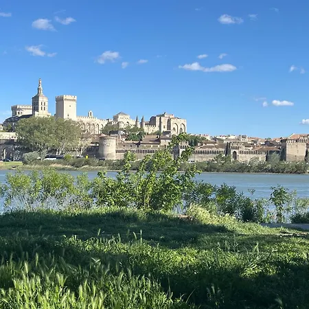Du Pont D'avignon Avignon
